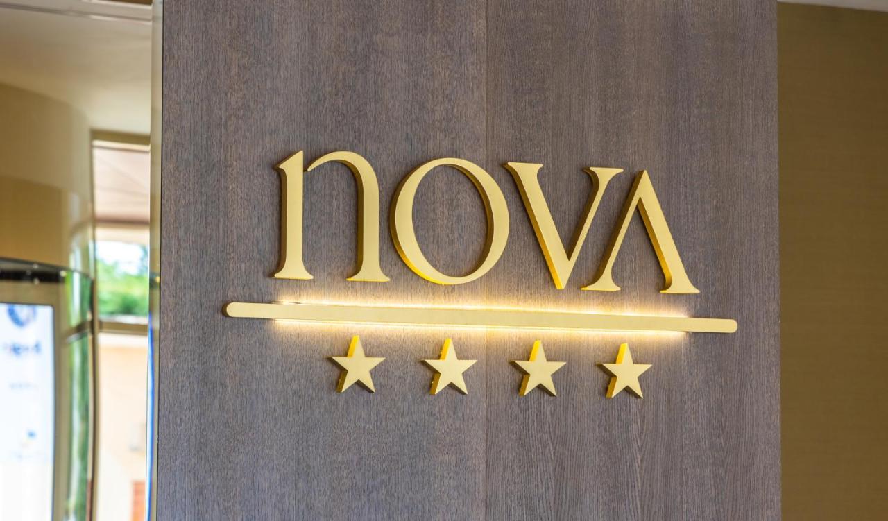 Hotel Nova Luxury Tergovistye Kültér fotó